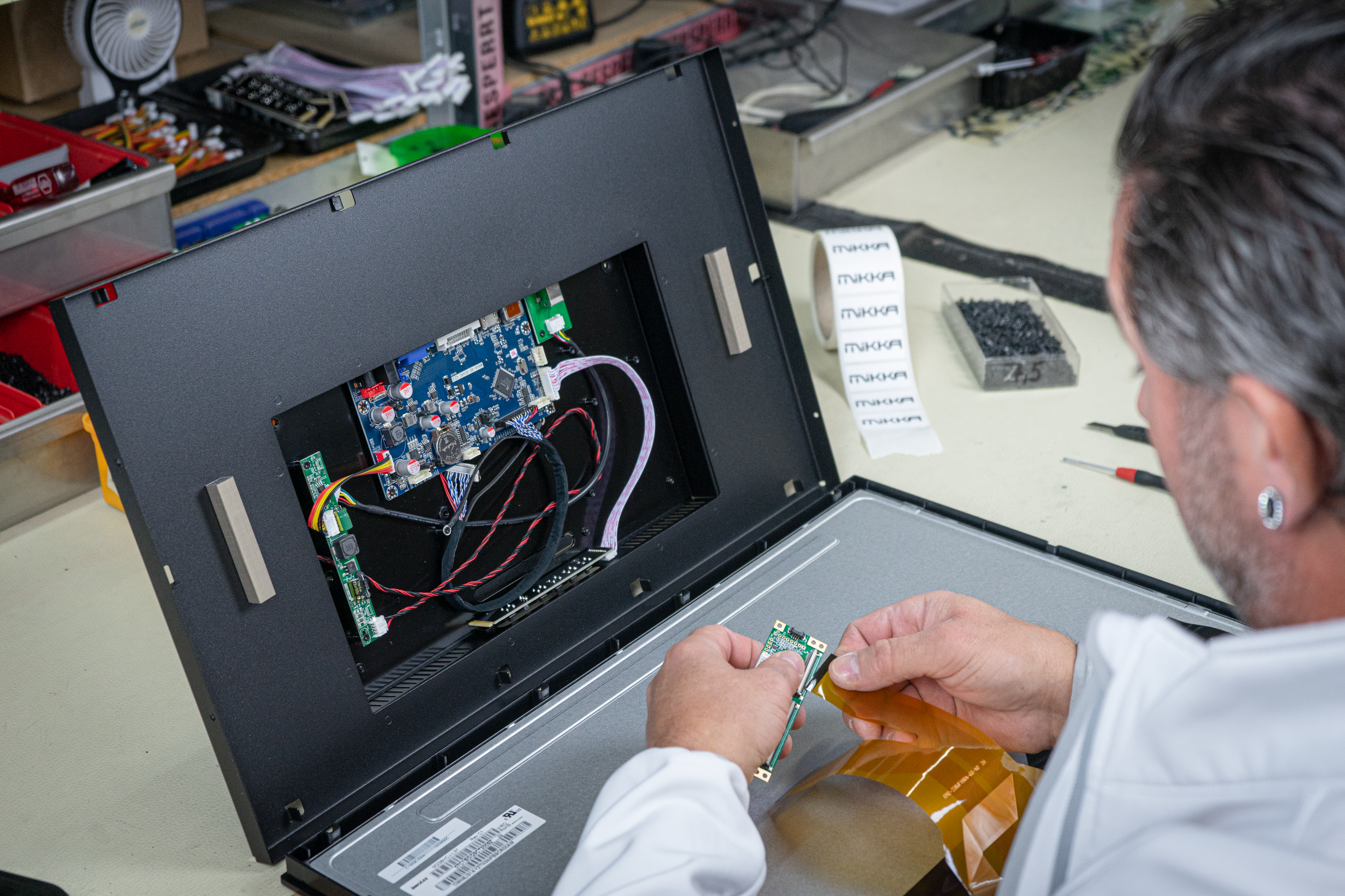 Herausfordernde Tätigkeiten spornen an und machen die Arbeit bei MIKKA interessant | © MIKKA GmbH